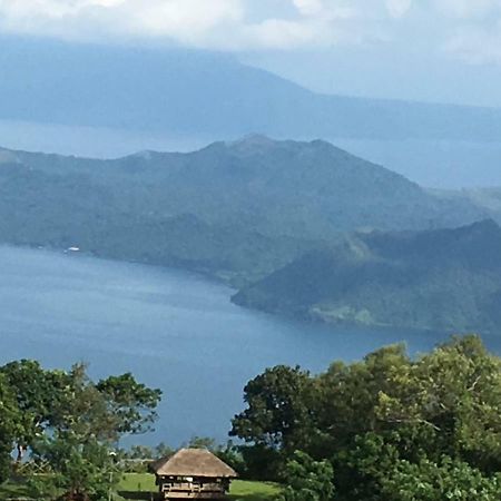 A Breath Taking View Of Taal Lake & Volcano Tagaytay City Εξωτερικό φωτογραφία