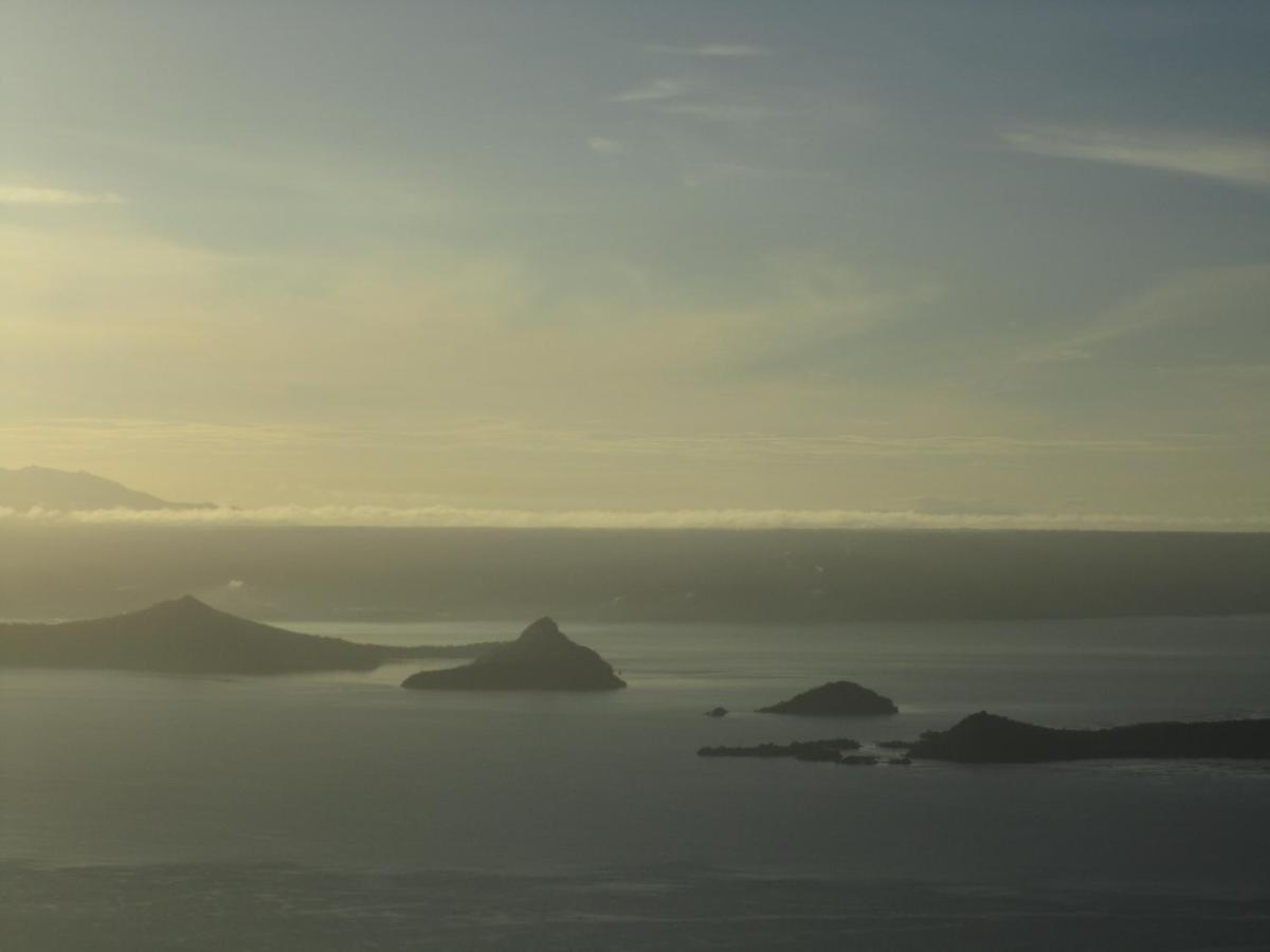 A Breath Taking View Of Taal Lake & Volcano Tagaytay City Εξωτερικό φωτογραφία